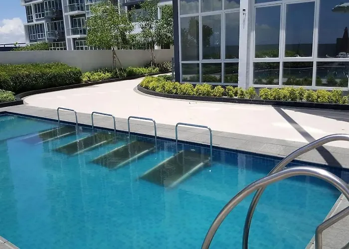 High Ceiling By The Pool With Wi-fi And Netflix 3* Lapu-Lapu City
