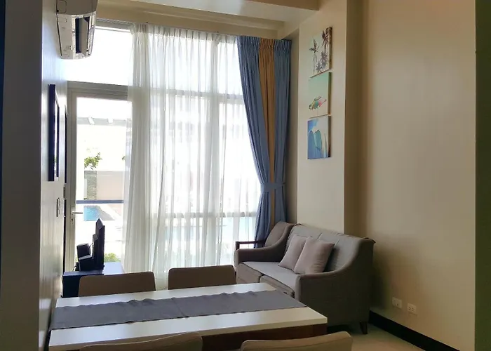High Ceiling By The Pool With Wi-fi And Netflix Lapu-Lapu City